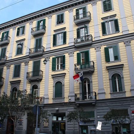 Be Italian Flat Duomo 319 Bed & Breakfast Naples Exterior photo