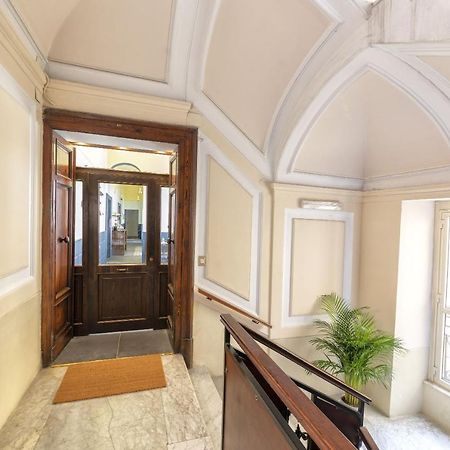 Be Italian Flat Duomo 319 Bed & Breakfast Naples Exterior photo