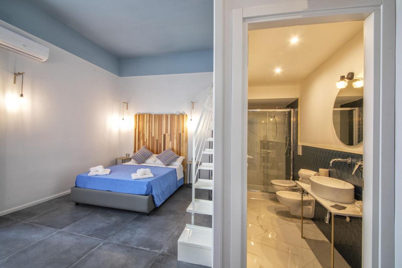 Be Italian Flat Duomo 319 Bed & Breakfast Naples Exterior photo